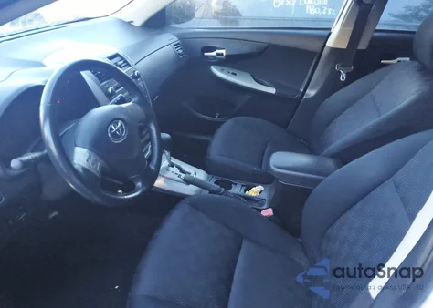 2010 Toyota Corolla S из США, поврежденный, VIN 2T1BU4EE5AC490645